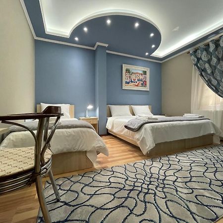 Vila A Hotel Korce Buitenkant foto